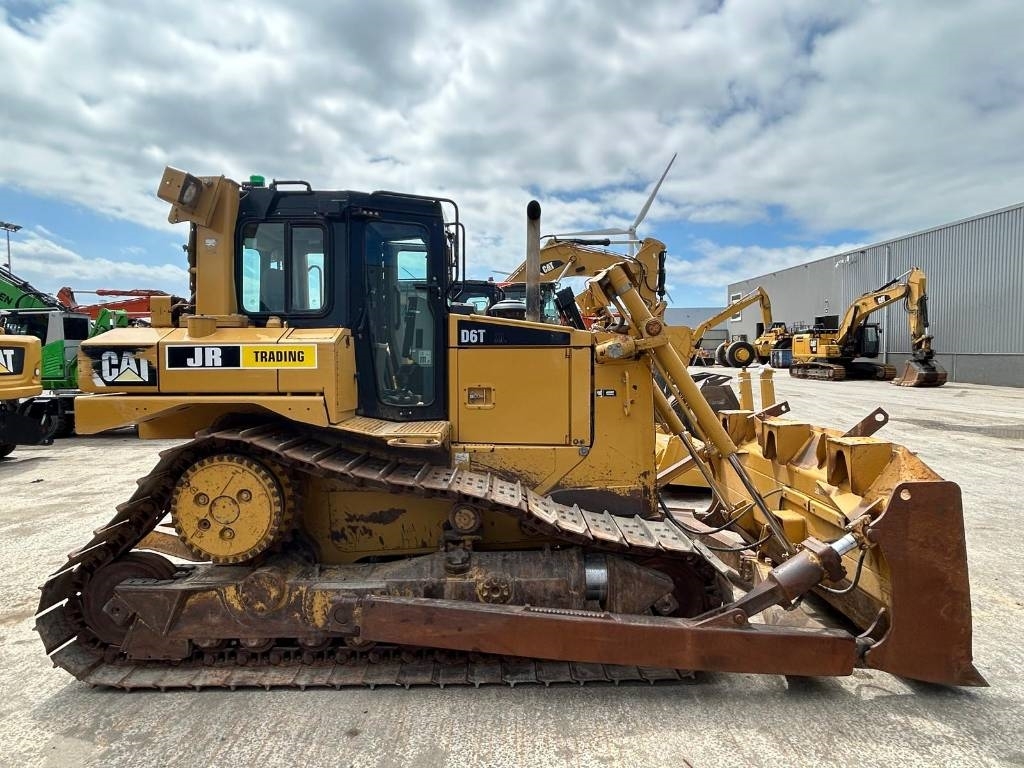 CAT D 6 T XL (Under Preparation + New Tracks)