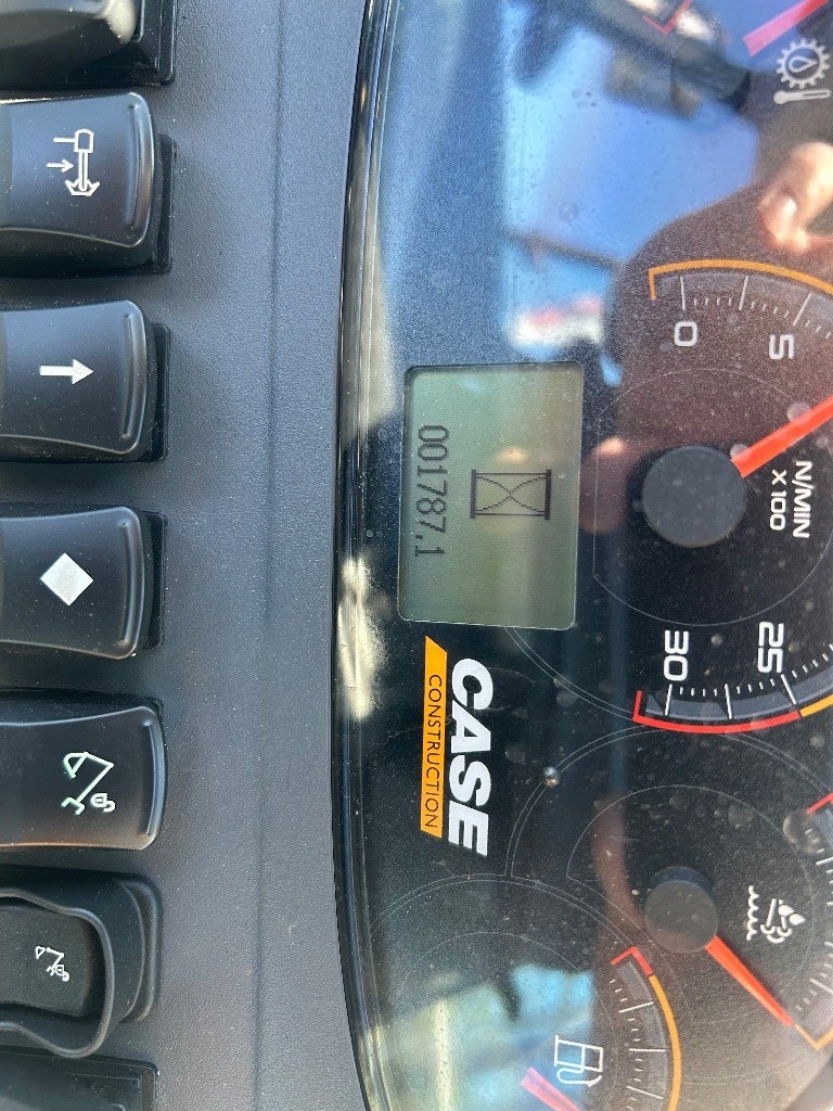 CASE 695 SV