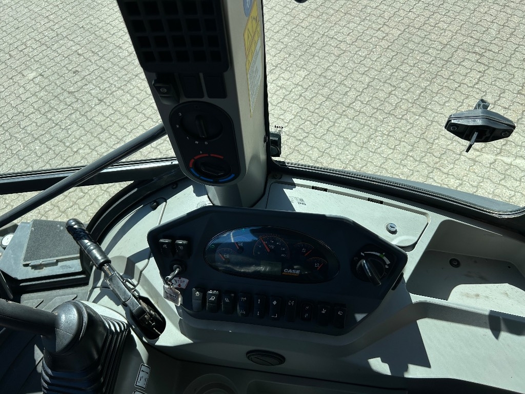 CASE 695 SV