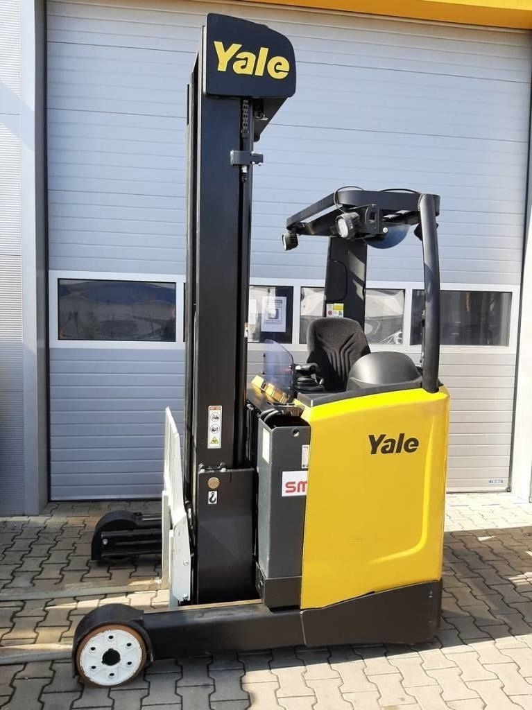 Yale MR14 Reach Trucks Material Handling Yale