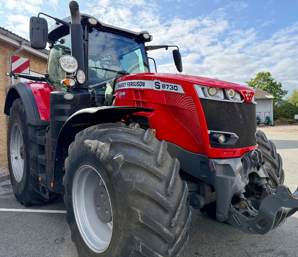 Massey Ferguson 8730S