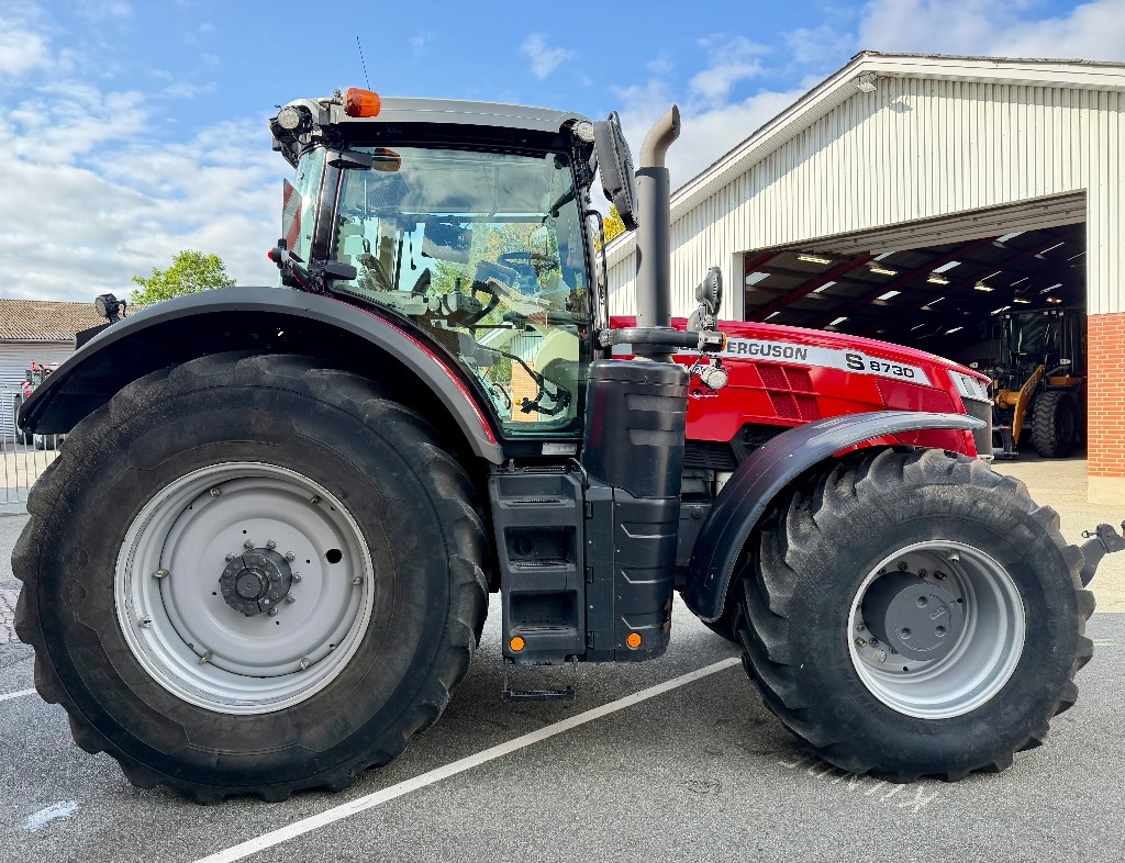 Massey Ferguson 8730S