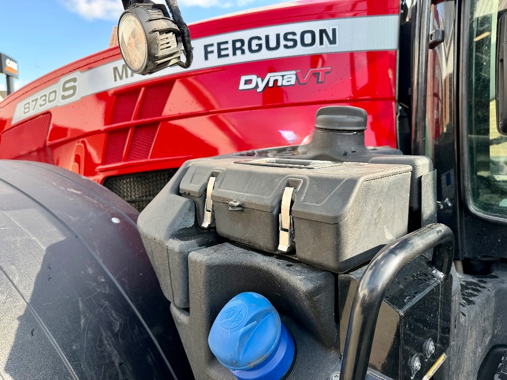 Massey Ferguson 8730S
