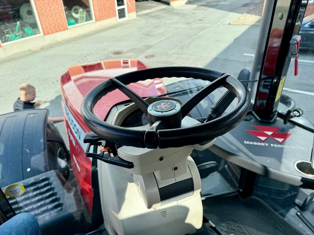 Massey Ferguson 8730S