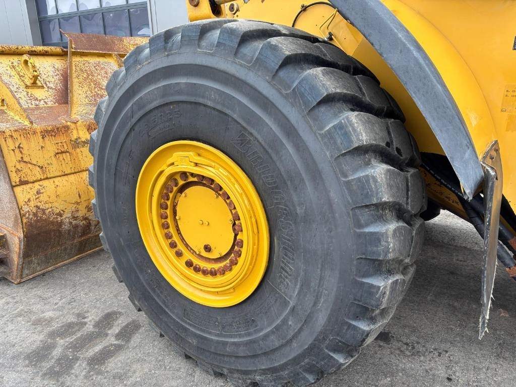CAT 980