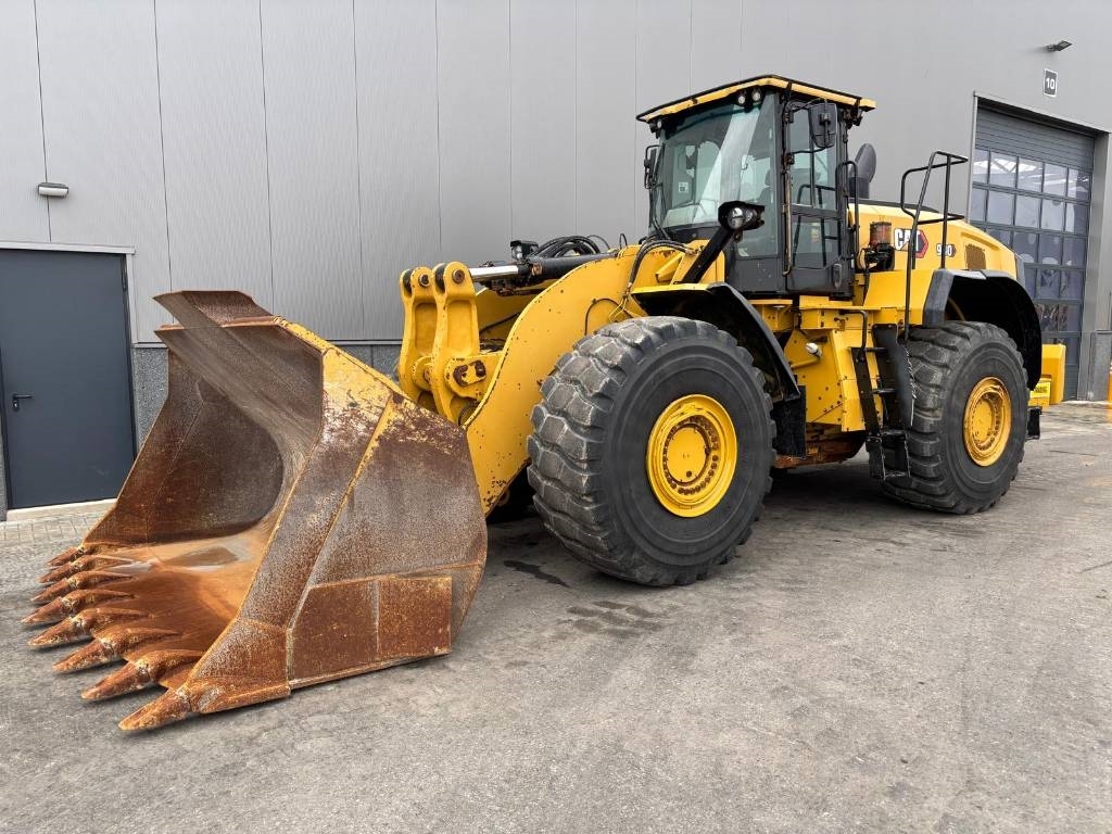 CAT 980