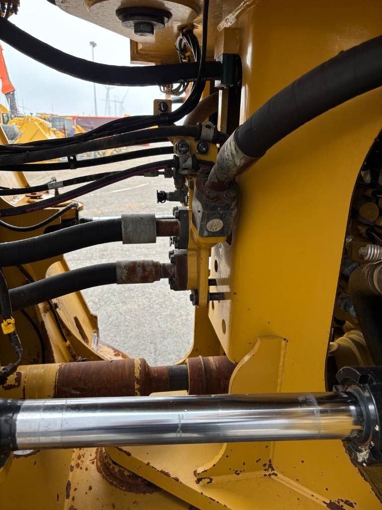 CAT 980