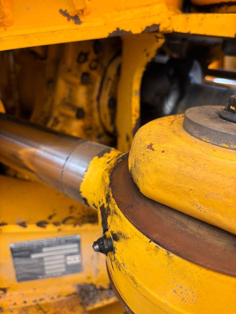Volvo A 40 F