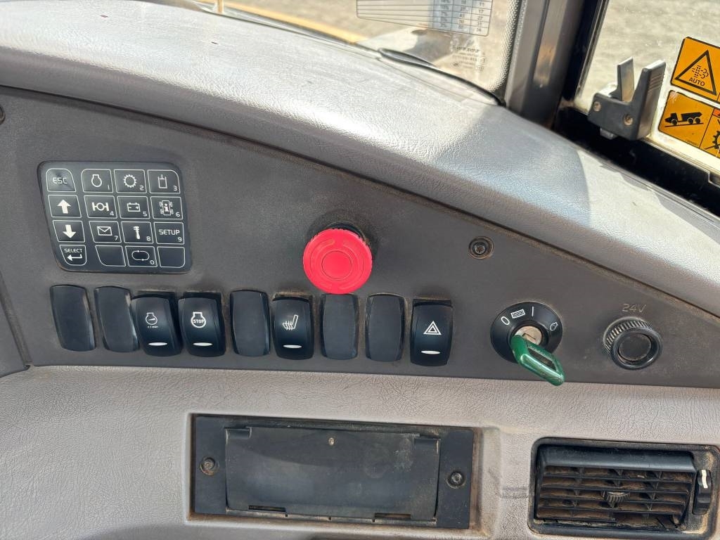 Volvo A 40 F