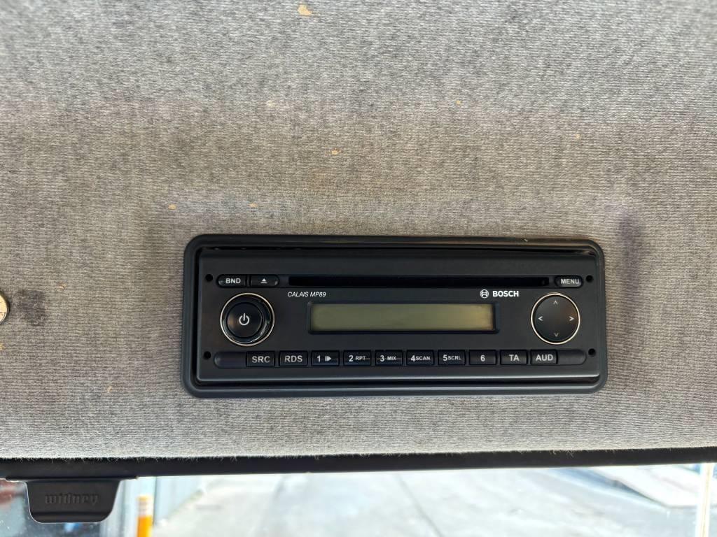 Volvo A 40 F