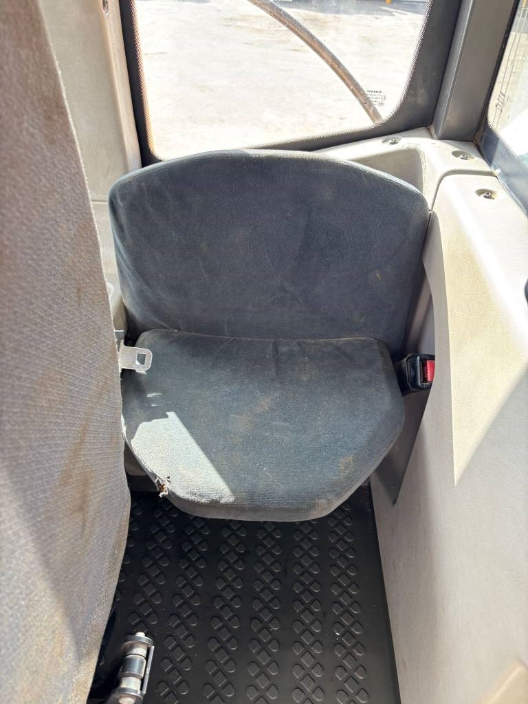 Volvo A 40 F