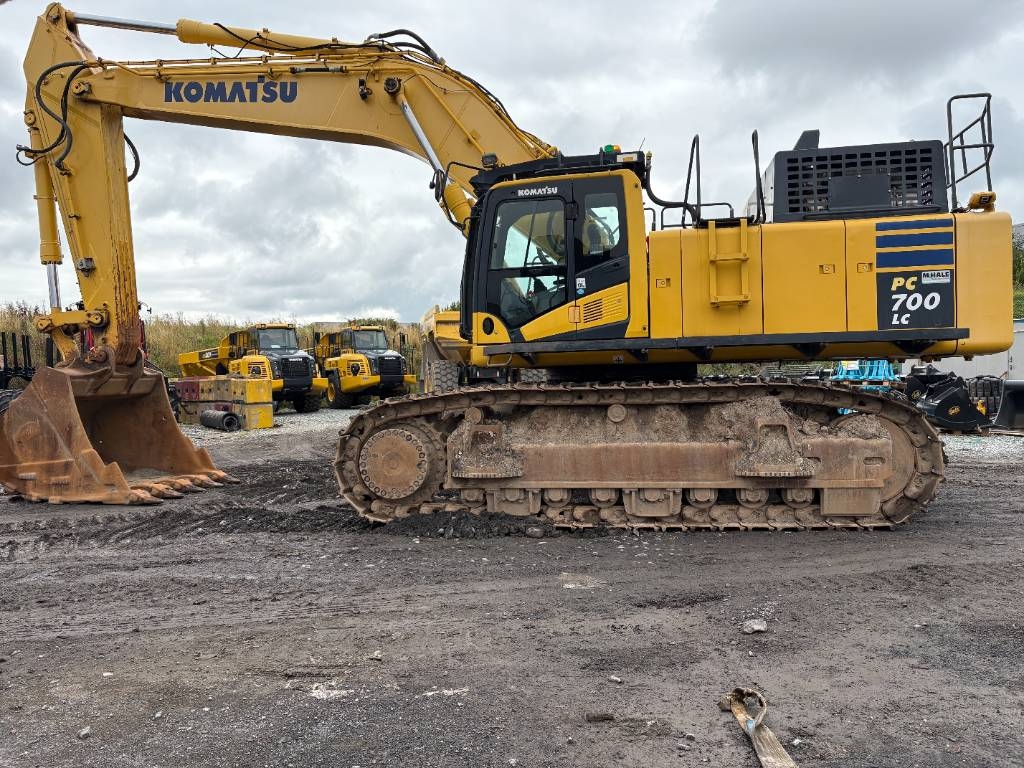 Komatsu PC700LC-11