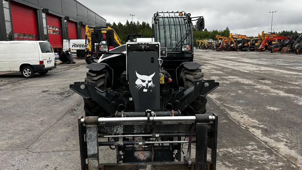 bobcat-t-40-180-myyty-sold,a8c0a05d