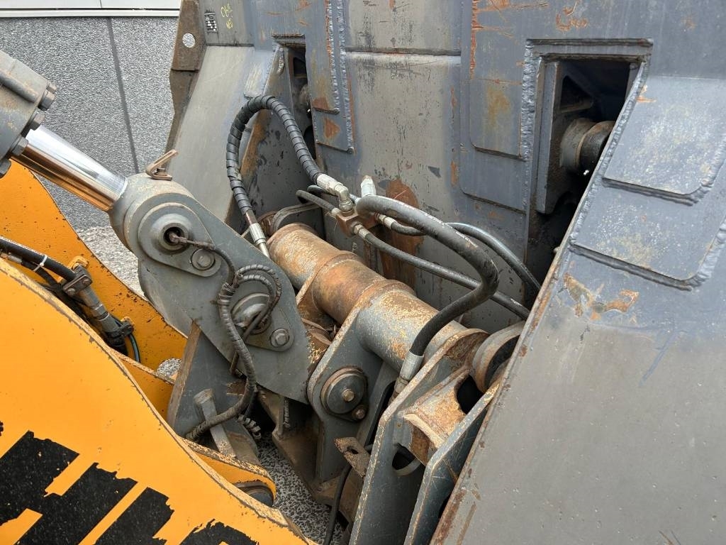 Liebherr L 550 (Comes with High-tip - Mit Hochkipper)