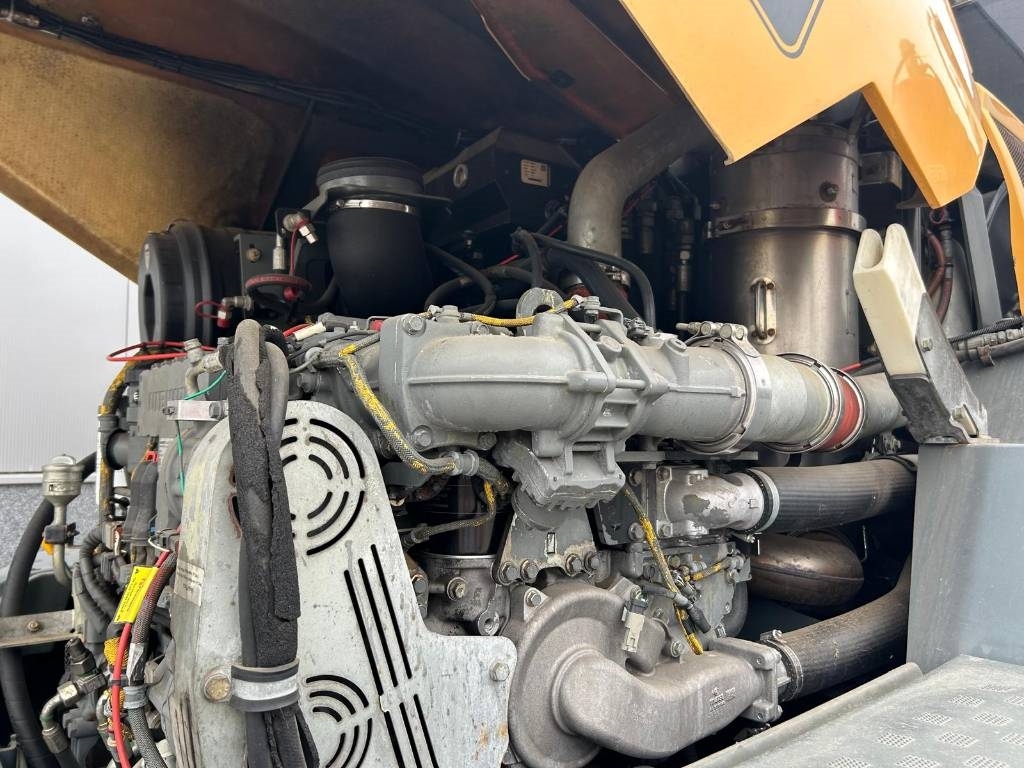 Liebherr L 550 (Comes with High-tip - Mit Hochkipper)