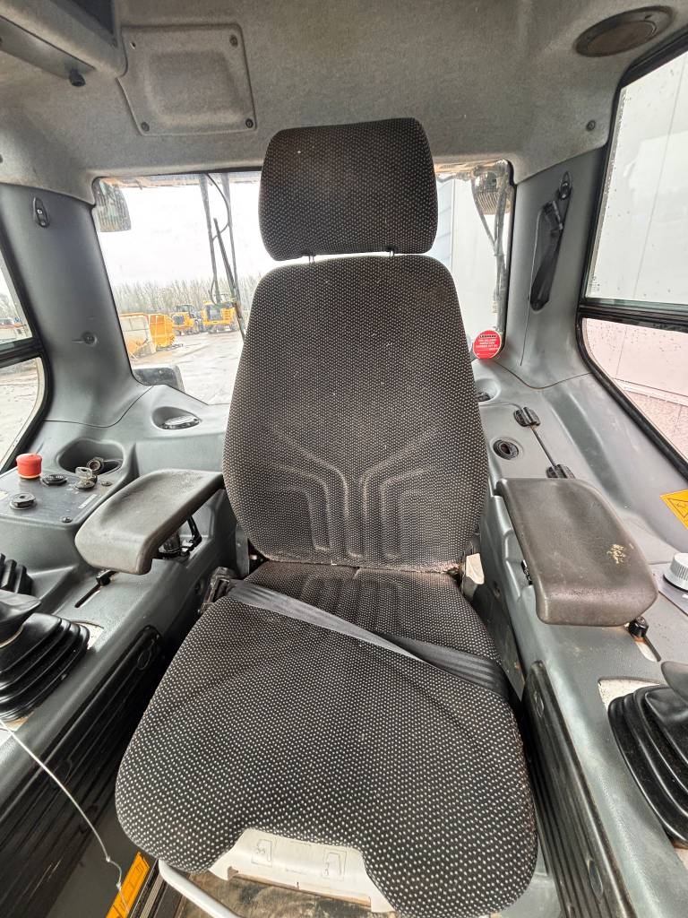 2019 ليبهير PR 736 LGP-45605852