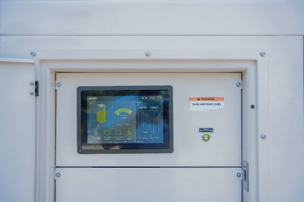 [Other] BES80S3 All-In-One Energy System - 80 kVA-101.4kWh - Hybrid ...