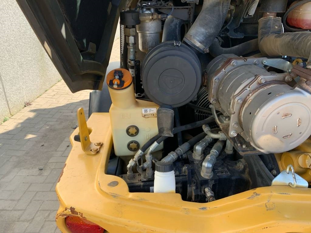 CAT 906