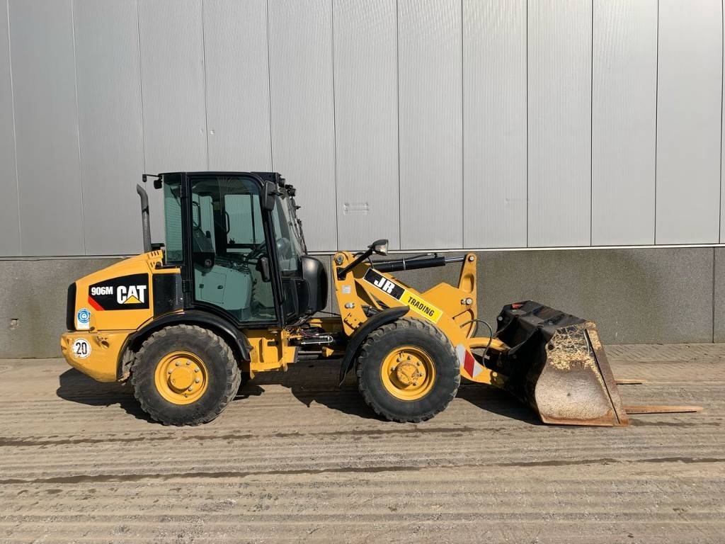 CAT 906