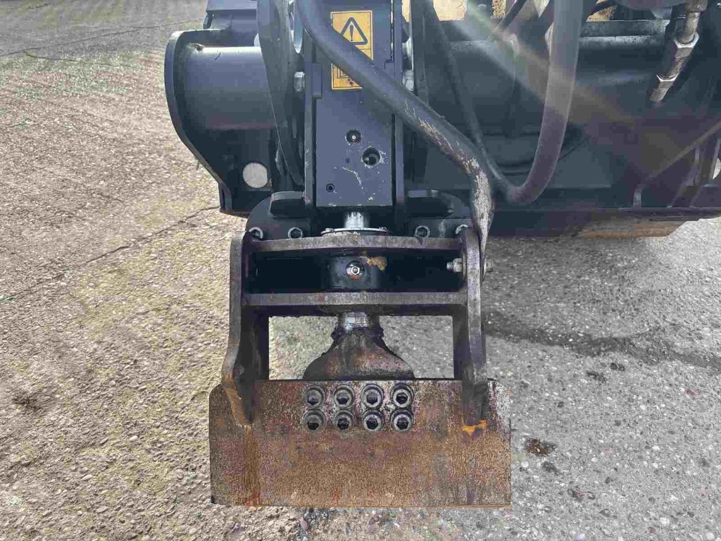 JCB Hydradig 110W (Pothole Pro spec) - thumbnail 5