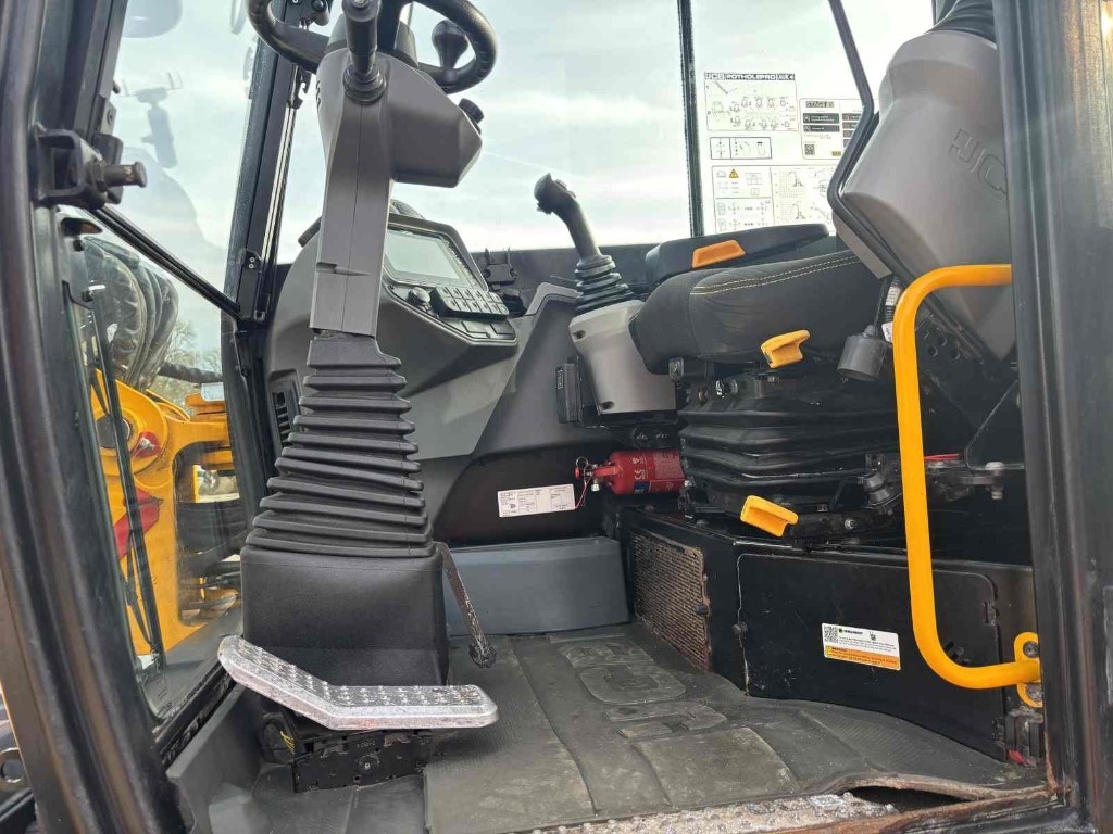 JCB Hydradig 110W (Pothole Pro spec) - thumbnail 13