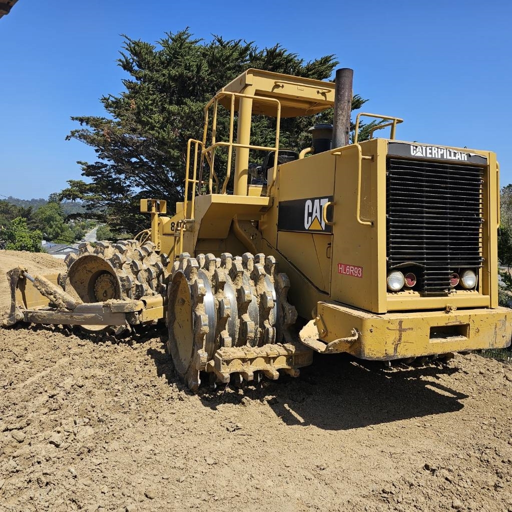 CAT 815B