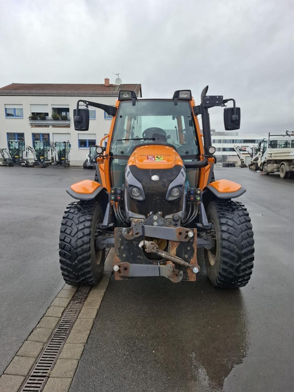 Lindner Lintrac 90 - Traktoren - Landmaschinen - Beutlhauser