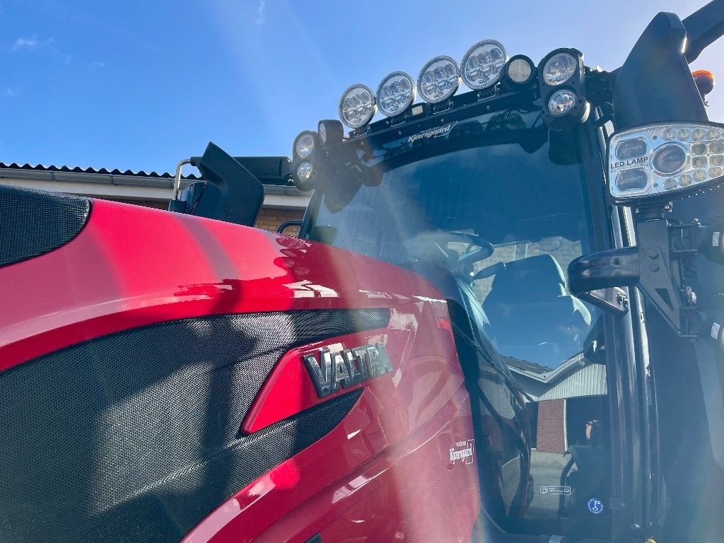 Valtra T235 S