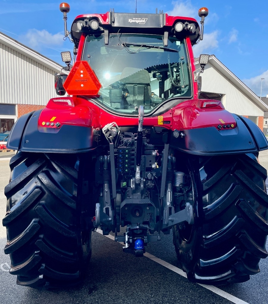 Valtra T235 S