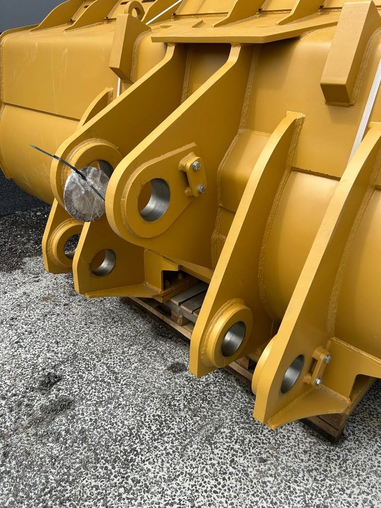 CAT 988 K Rock Bucket