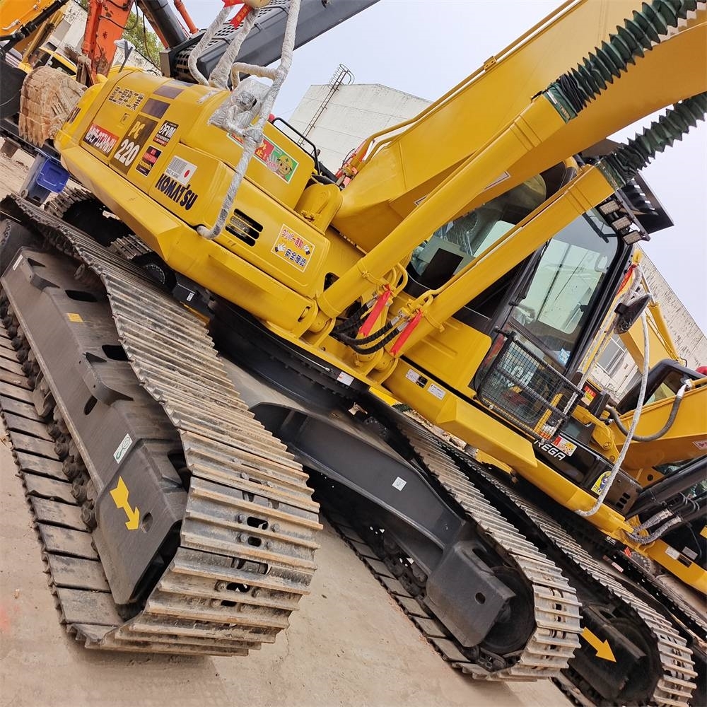 2022-komatsu-pc-220-8-used-tracked-excavator-for-sale-p-e
