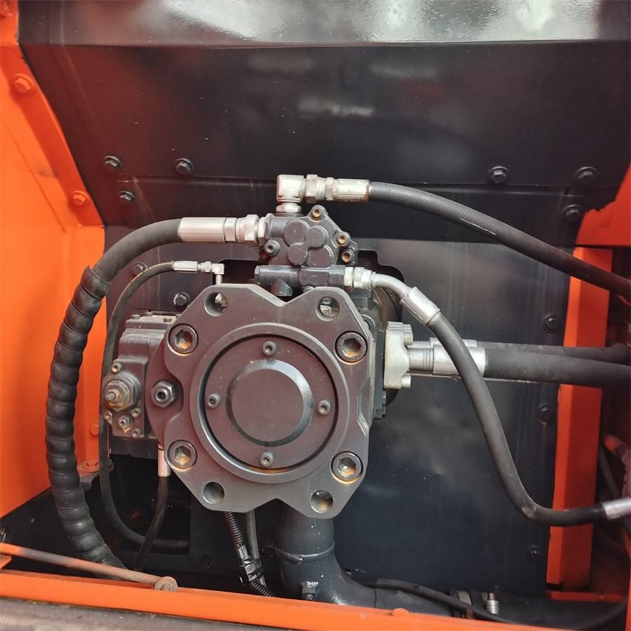 2024 Doosan DX300LC-45290665