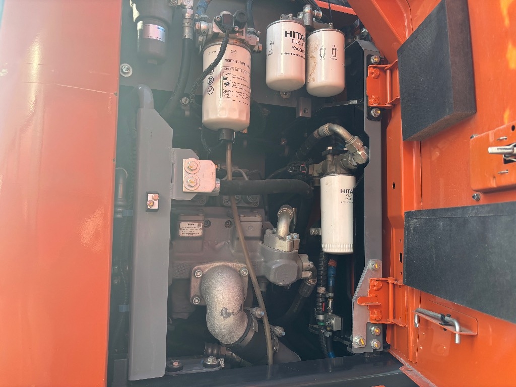 hitachi-zx-175-w-7-pienet-tunn,dd568773