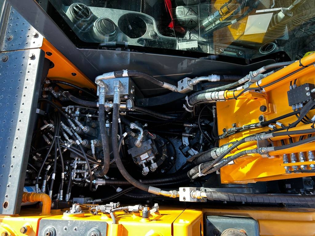 hyundai-hx140hw-c-rasvari-mets,78fe8bc2