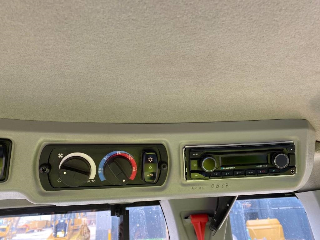 CAT 938 M (Bucket + Forks)