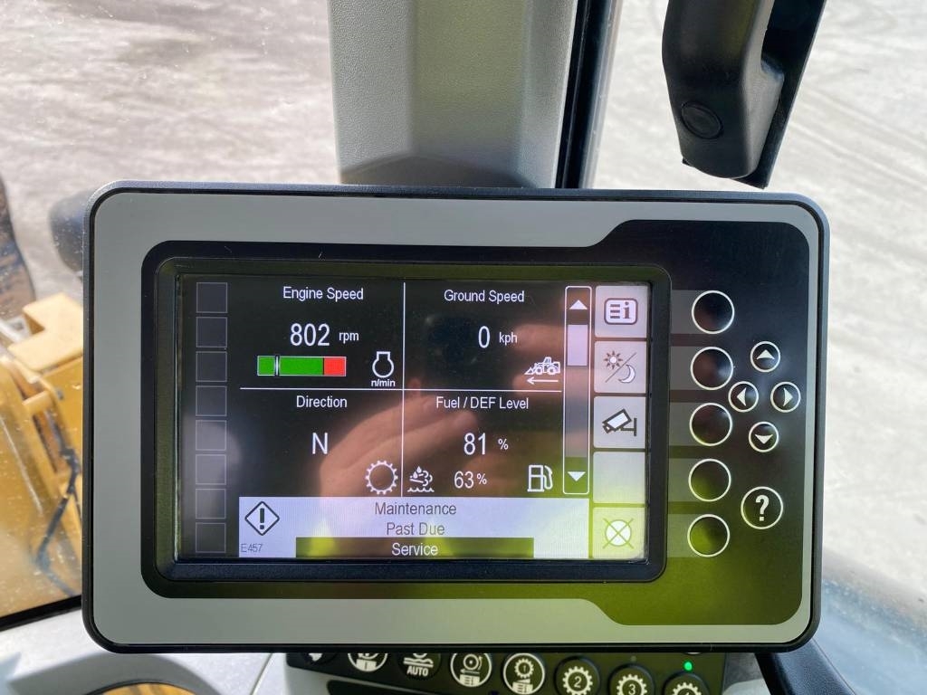 CAT 938 M (Bucket + Forks)