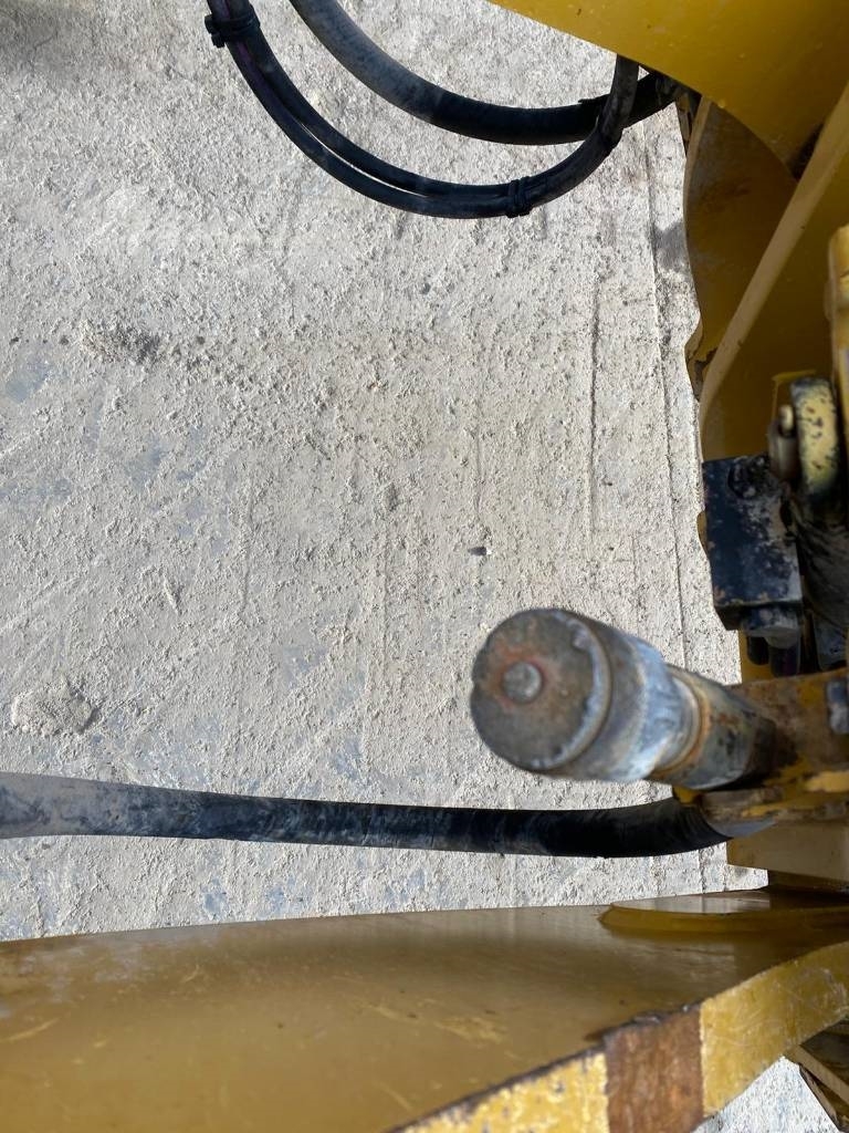 CAT 938 M (Bucket + Forks)