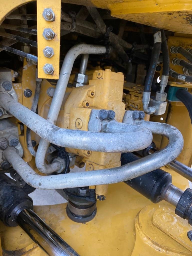 CAT 938 M (Bucket + Forks)