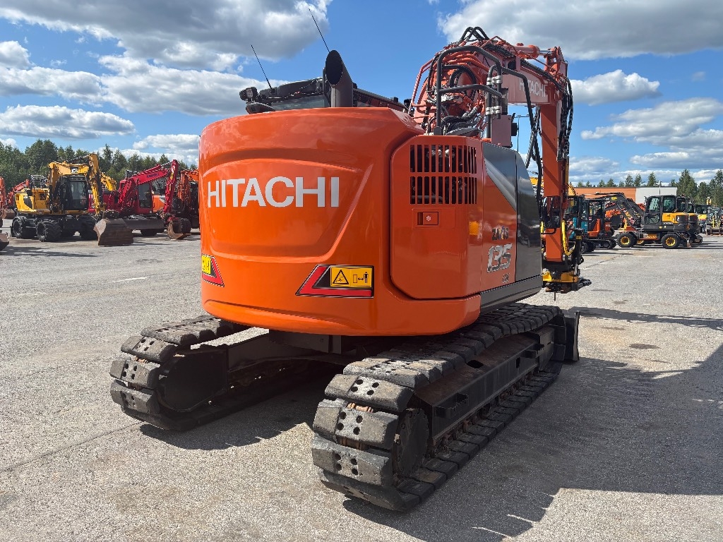 hitachi-zx-135-us-7-huippu-var,b1a8ea22