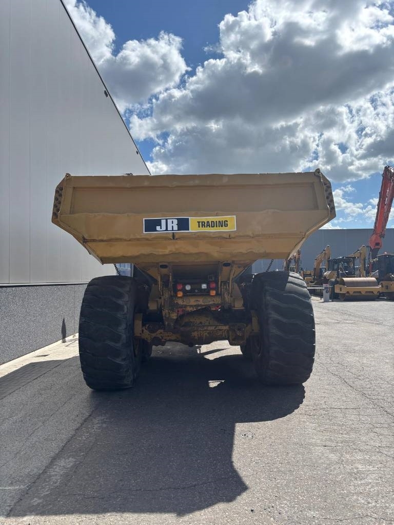 CAT 745 C (CE /Low Hours)