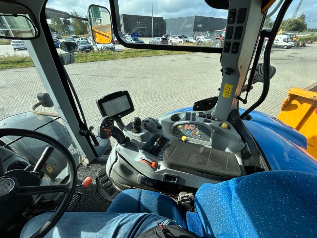 New Holland T 7.220 PC