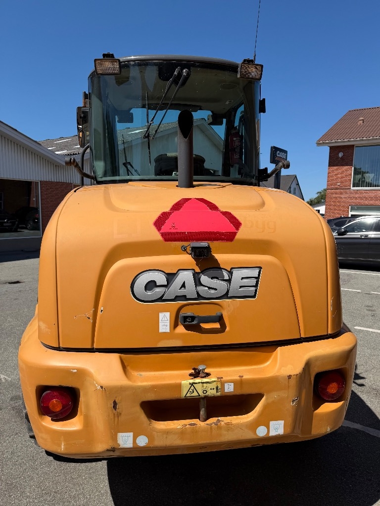 CASE 321F