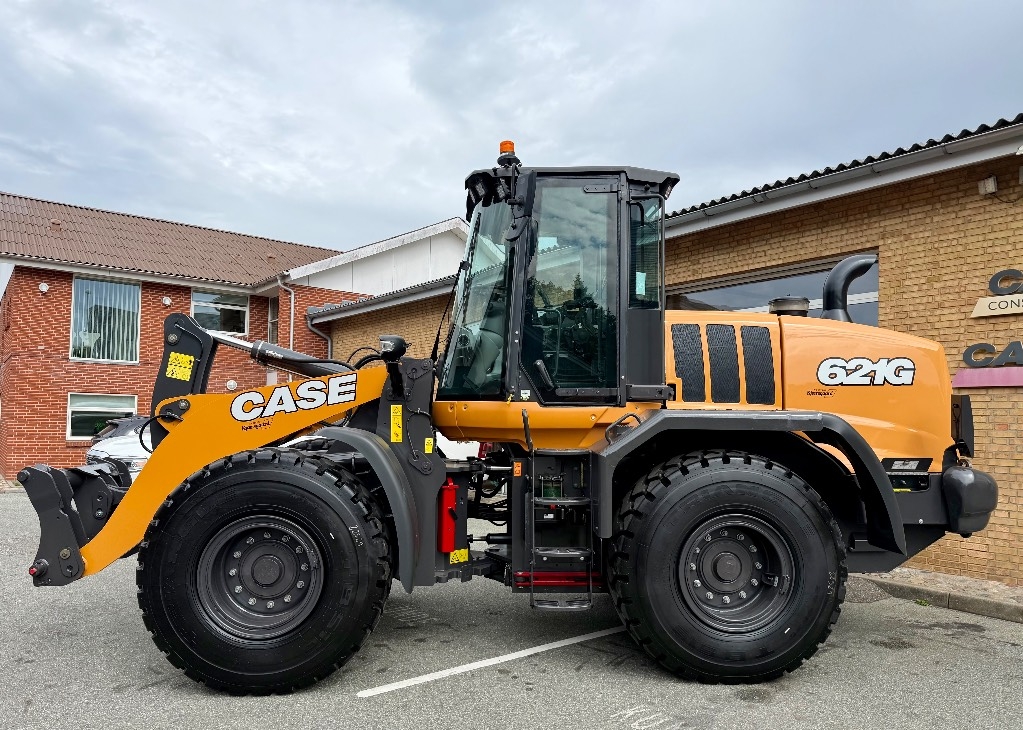 CASE 621G Z-bar