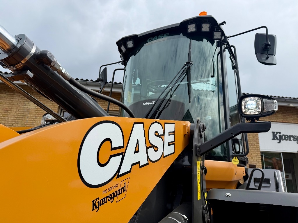 CASE 621G Z-bar