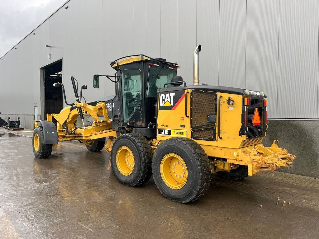 CAT 140 M AWD