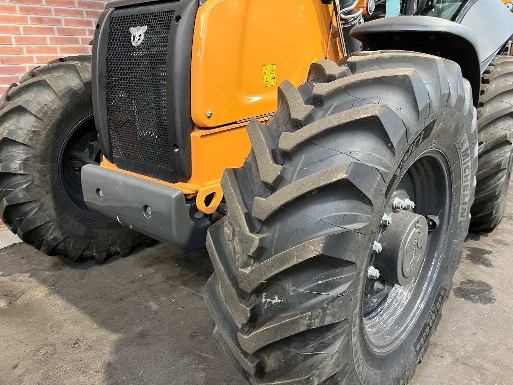 CASE 695 SV