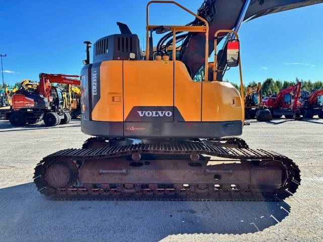 volvo-ecr-235-el-engcon-pihdit,3e6f89fb