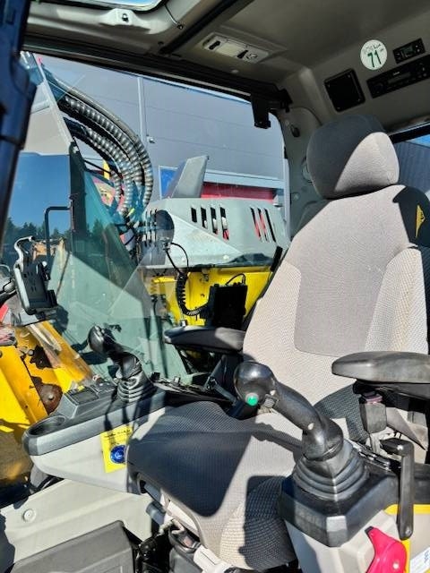 volvo-ecr-235-el-engcon-pihdit,42fc73fa