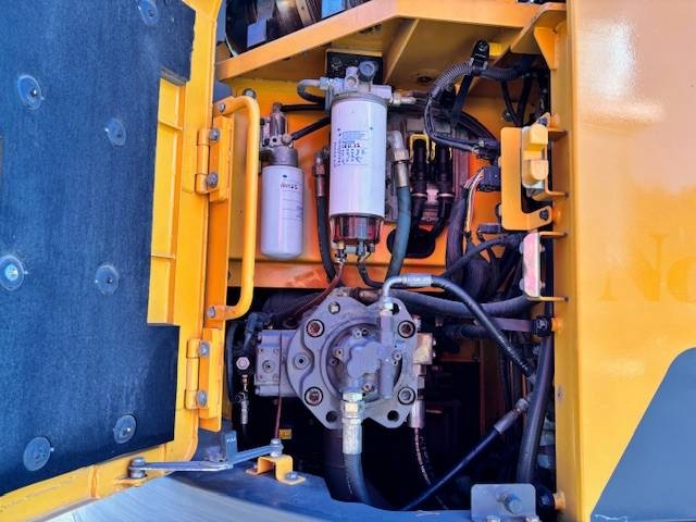 volvo-ecr-235-el-engcon-pihdit,50c3c69f