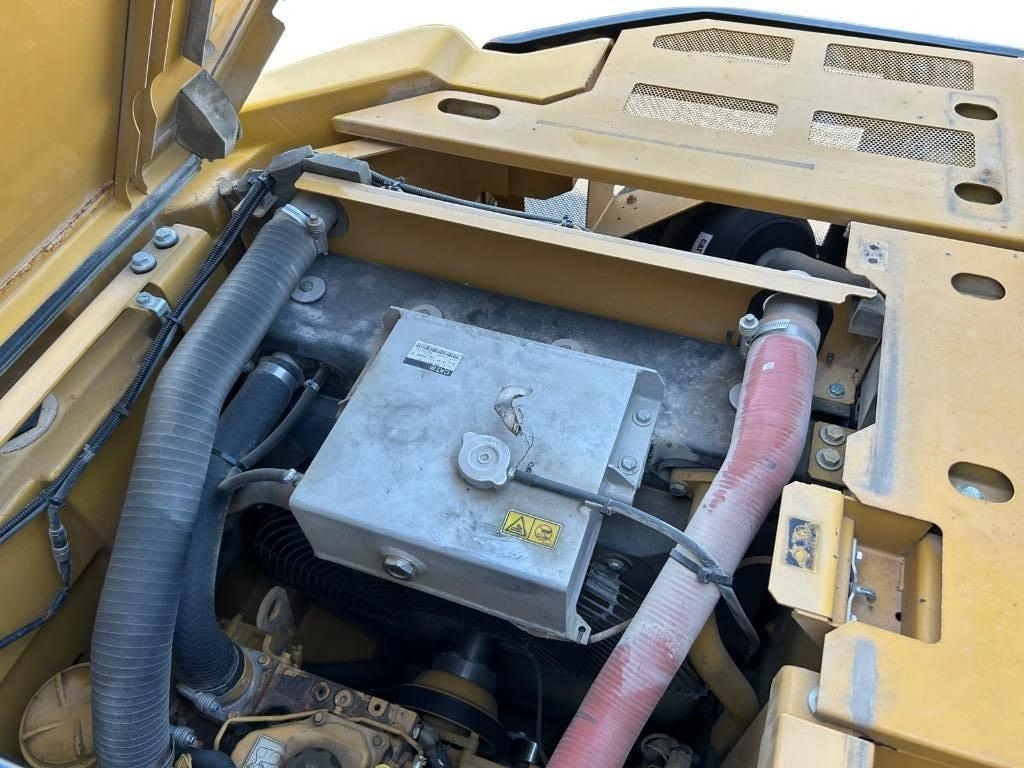 CAT 325 FL CR
